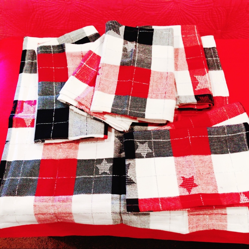 8 New LG Stars Stripes Napkins